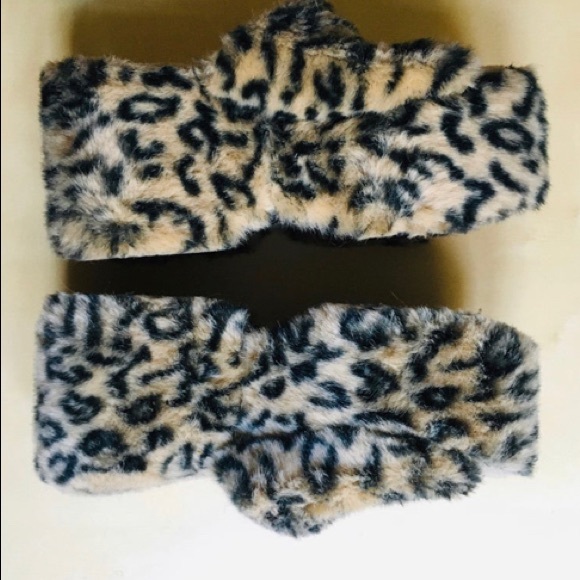 Vintage Y2K 90s cheetah print platforms - Picture 2 of 3